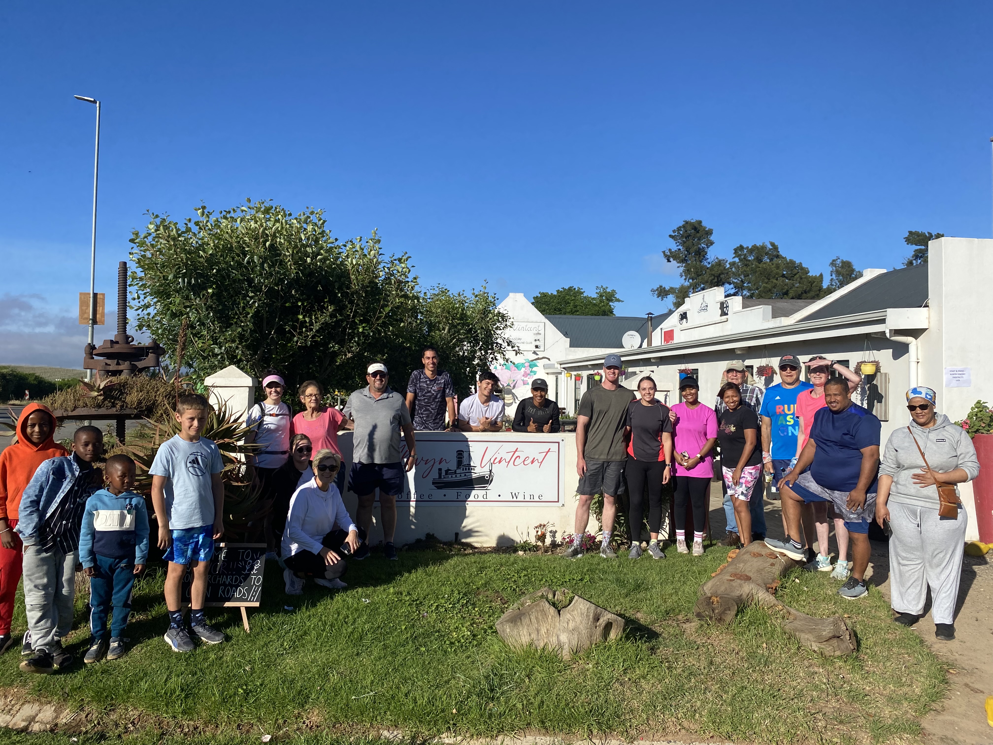 Runners and families gathered at a VCR event